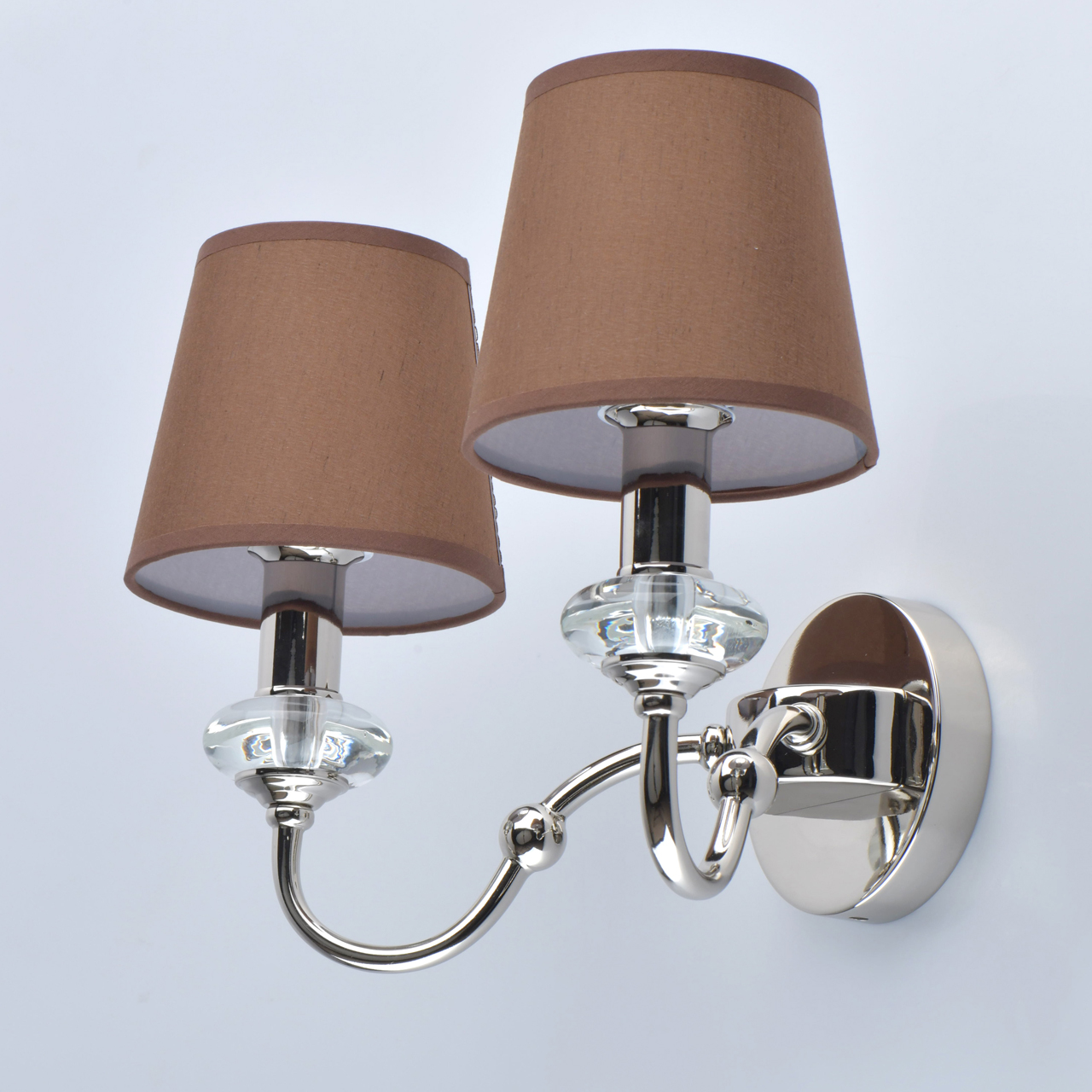 абажур коричневый. торшер с коричневым абажуром. коричневая настольная лампа. коричневые плафоны. коричневые плафоны.