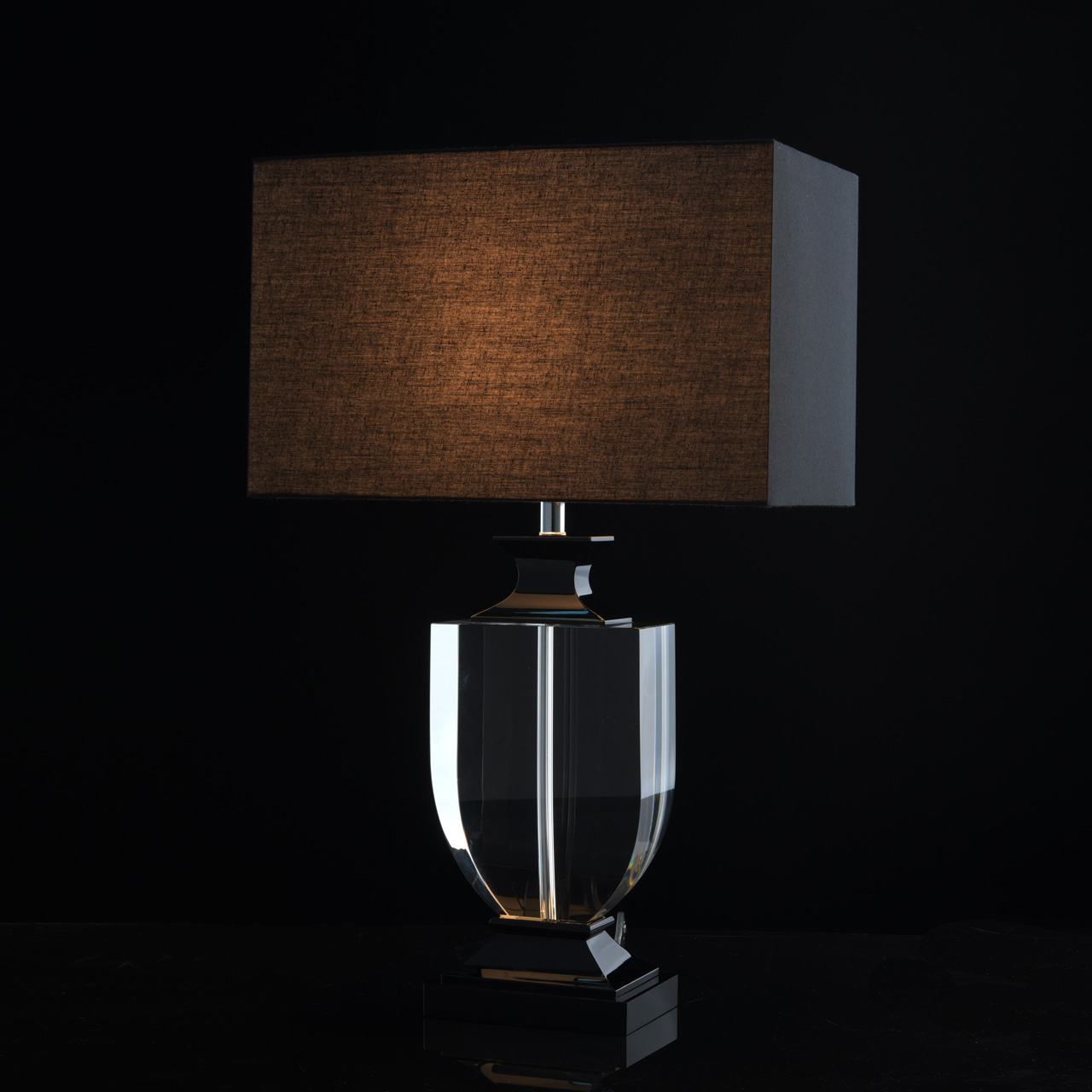 Luksusowa lampa stołowa z kryształową podstawą i czarny abażur CHIARO