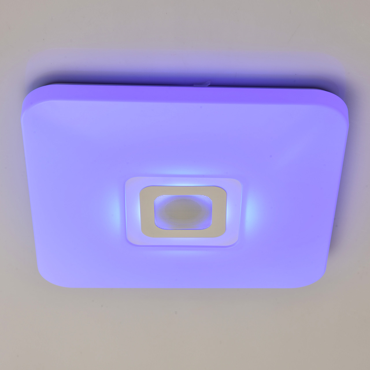 Plafon Sufitowy Led Z Kilkoma Trybami Oswietlenia I Glosnikiem Bluetooth